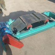 懸浮式吸鐵機